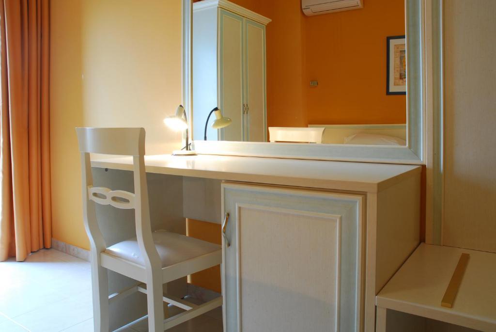 Hotel Michelangelo Teramo Pokój zdjęcie