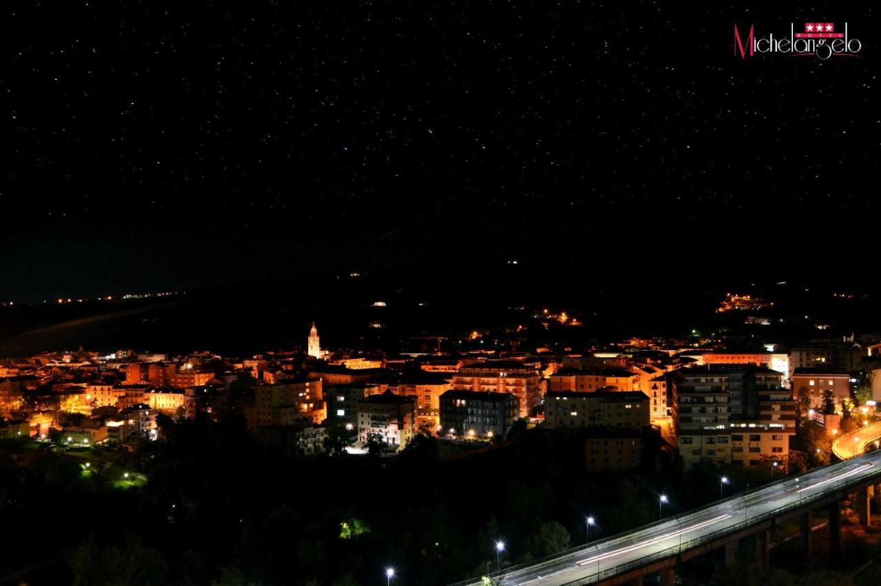 Hotel Michelangelo Teramo Zewnętrze zdjęcie